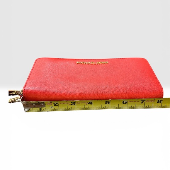 Michael Kors Jet Set Travel Leather Continental Wallet - Dark Sangria - Picture 4 of 7